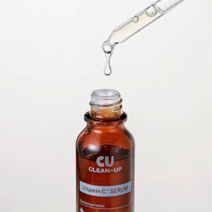 Осветляющая сыворотка с витамином С CUSKIN Clean-Up Vitamin C+ Serum 20ml — изображение 2